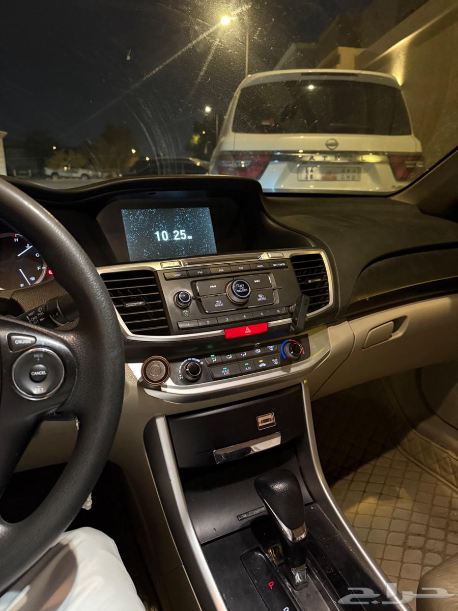 هوندا اكورد 201664534457071234113