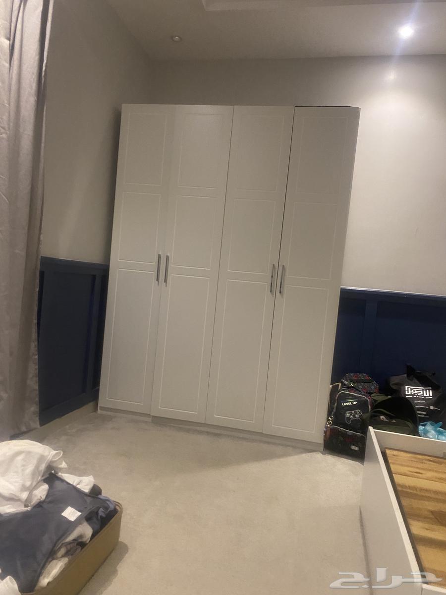 غرفة نوم للبيع ومطبخ ومكيفات وغرفة نوم ثانيه64384717445506110