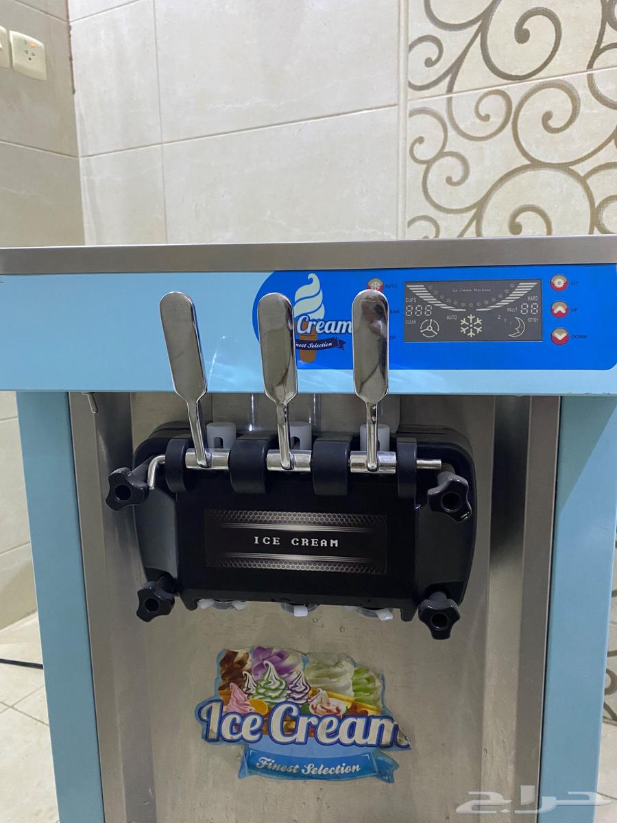 مكينة ايسكريم للبيع64389488188161111