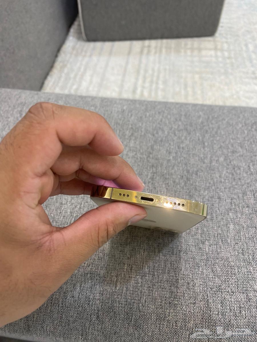 ايفون 12برو للييع64389902269569112