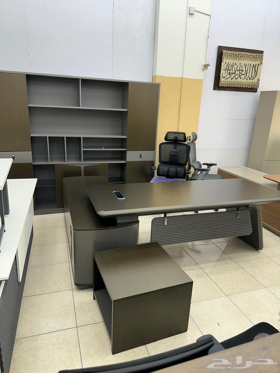 طاولات مكتب بتصميم جديد متوفرة بأسعار رخيصة64391948603010114
