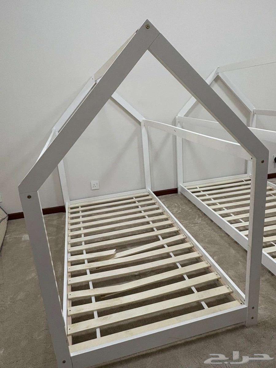 سرير للبيع64392360669186114