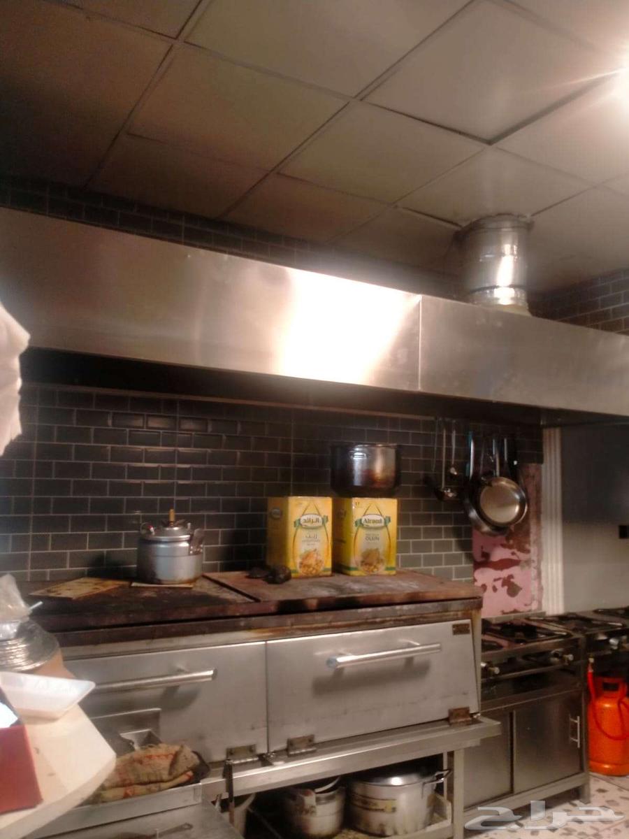 معدات مطعم للبيع64392360676867112