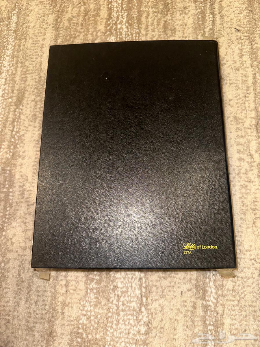 دفتر وتقويم مكتبة جرير عام 1987 وطوابع بريدية تذكارية قديمه64392538818435110