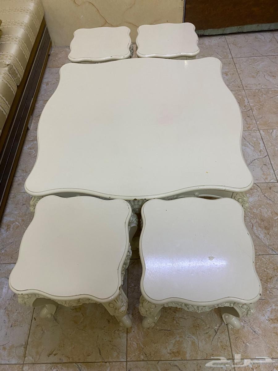 طاولة خشب64392827053185112