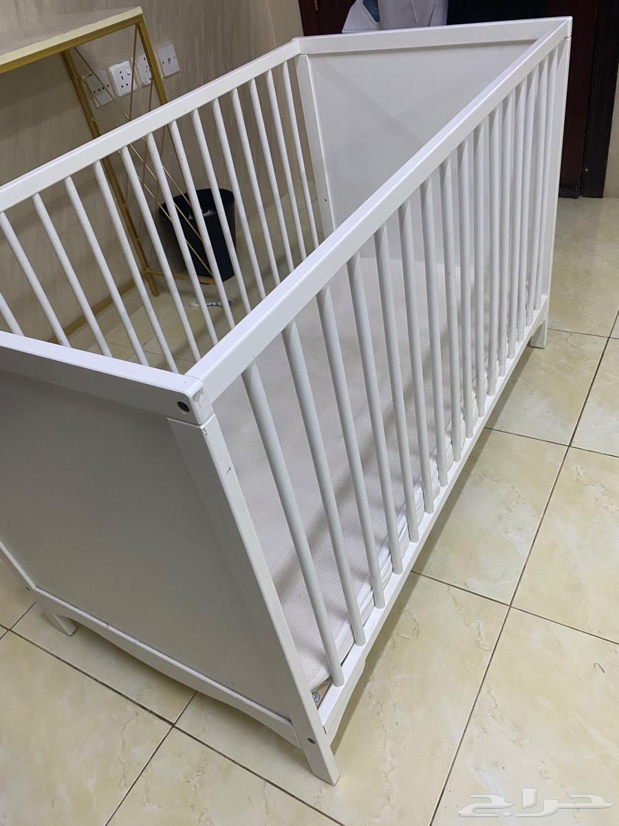 سرير أطفال ايكيا نظيف جدا64379805162882111