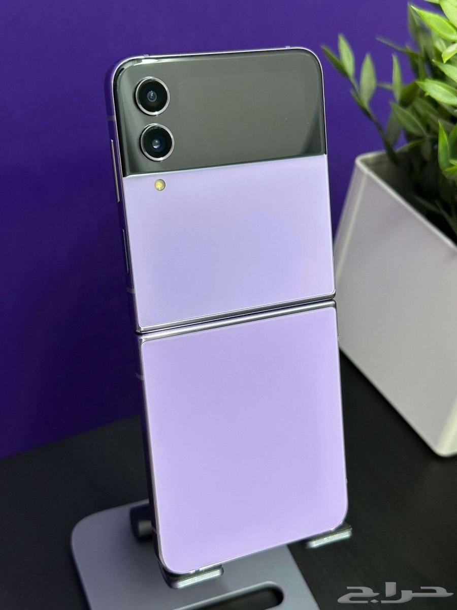 جوال سامسونج جالكسي زي فليب 4 شبه جديد ب 180064380139939586111