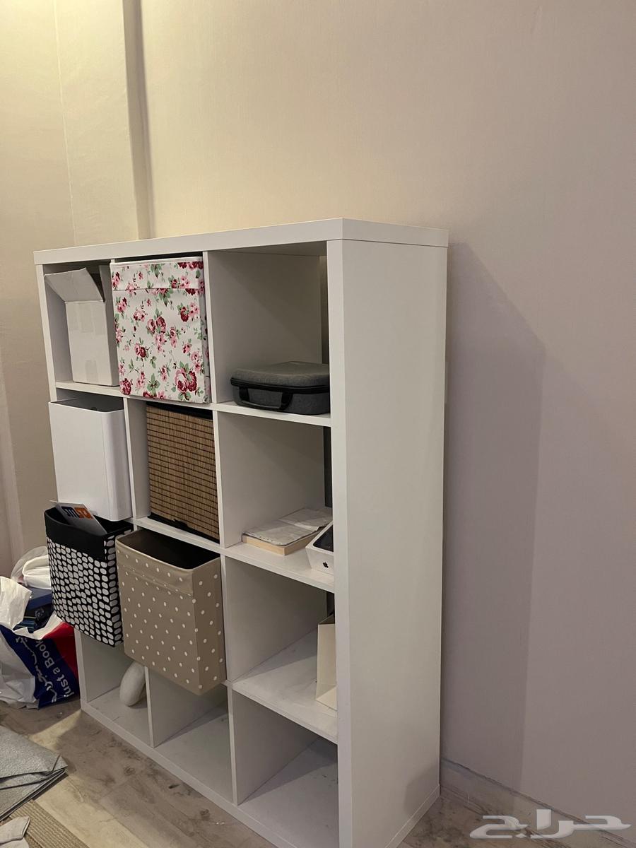 سرير مع مرتبة ورفوف وطاولة64380390205315112