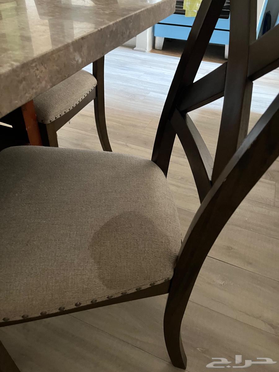 طاولة طعام 4 كراسي للبيع64380792390403112