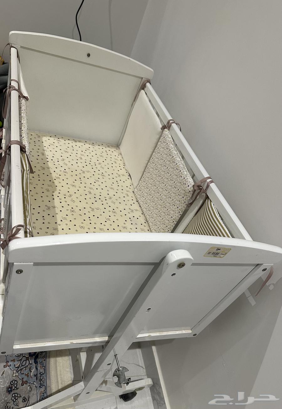 سرير اطفال للبيع64392333486851112