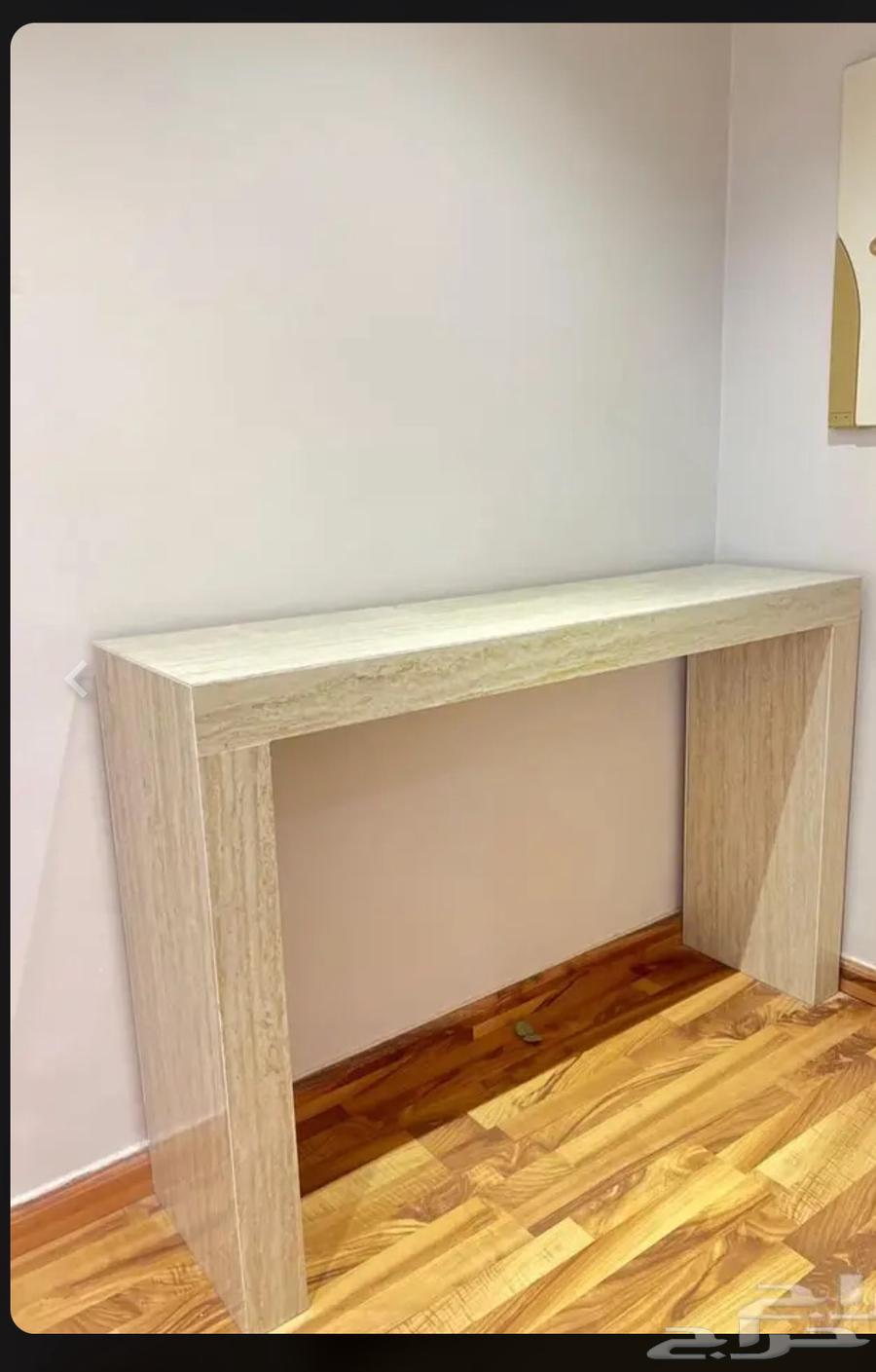 Marble reception table at home64383289449857110