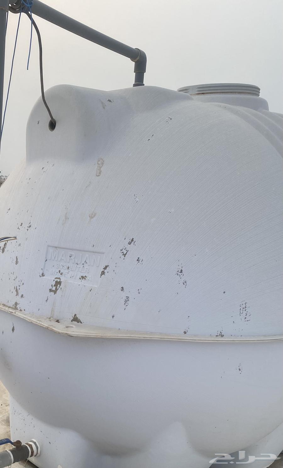 خزان ماء المهيدب 3000 لترا فيه شقوق للبيع64389113912577110