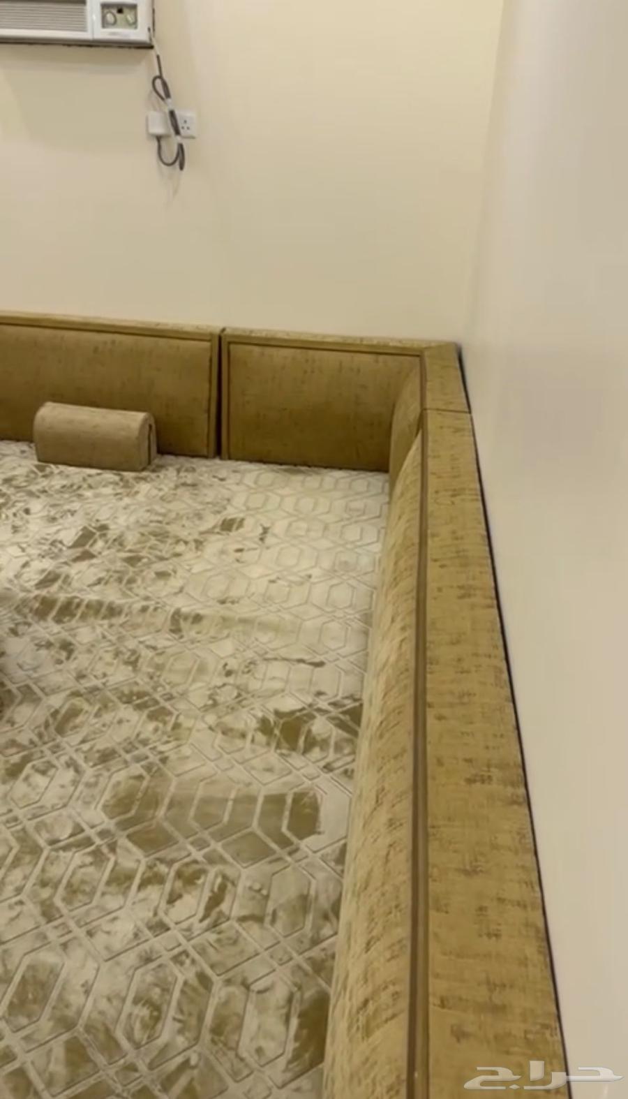 Back supports and 7 cushions size 5 564379341257603110