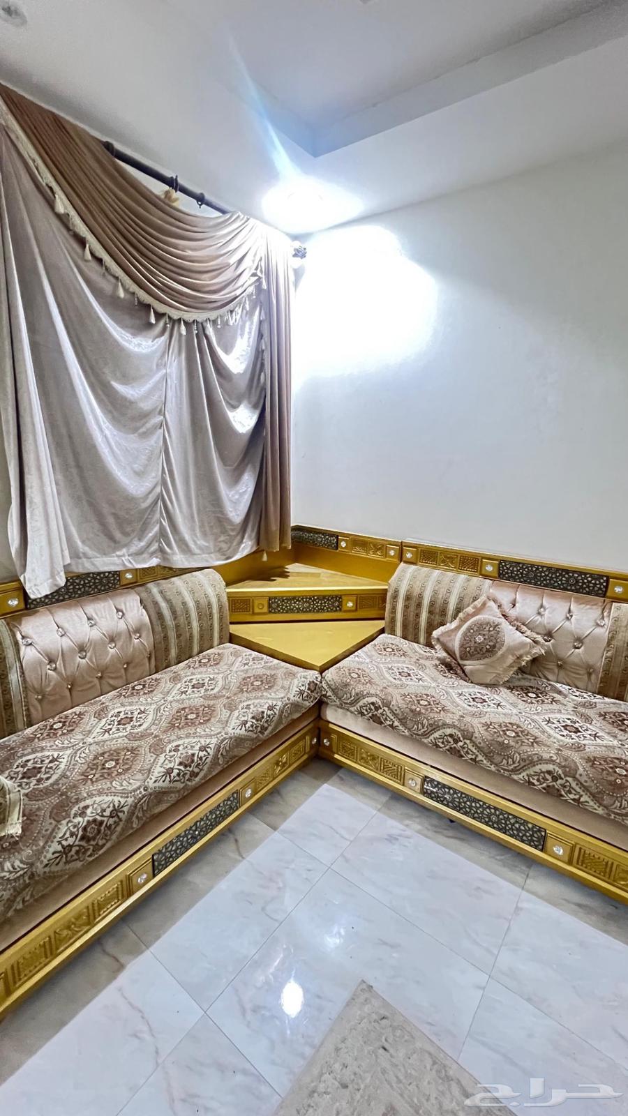 كنب للبيع استخدام نظيف64381548357762113