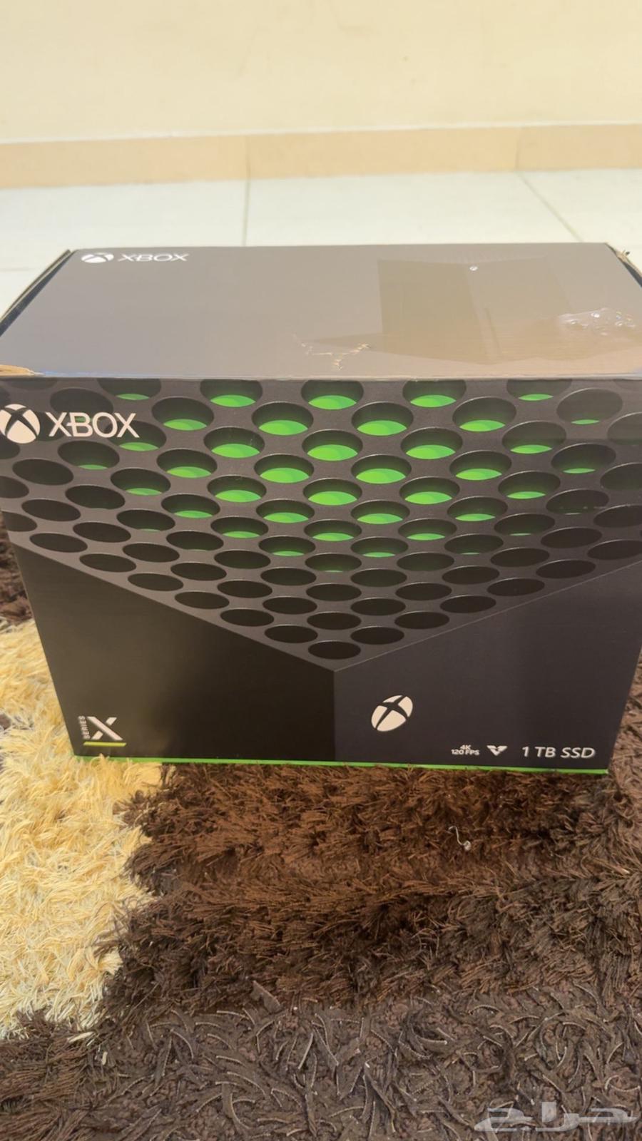 Xbox Series X for sale, clean with box64383400525187111