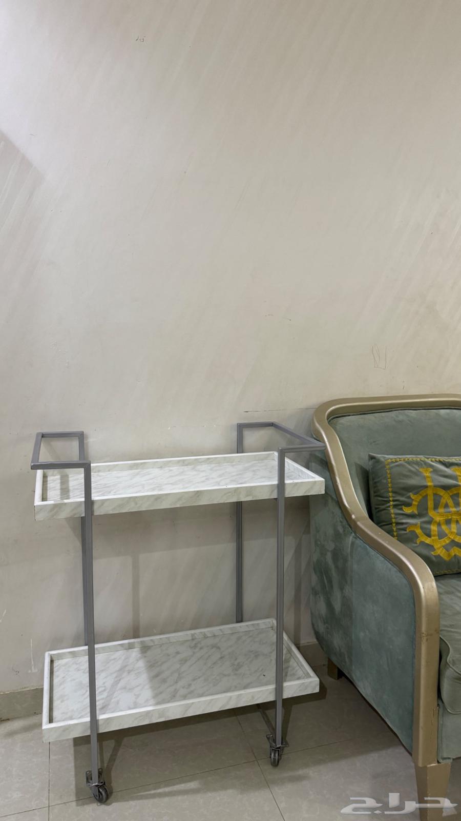 Coffee table with service, entrance, and cabinet64384521117699112