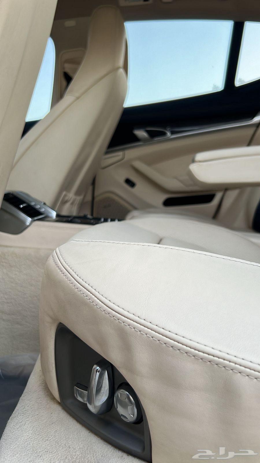 بورش بانميرا64533320607489114