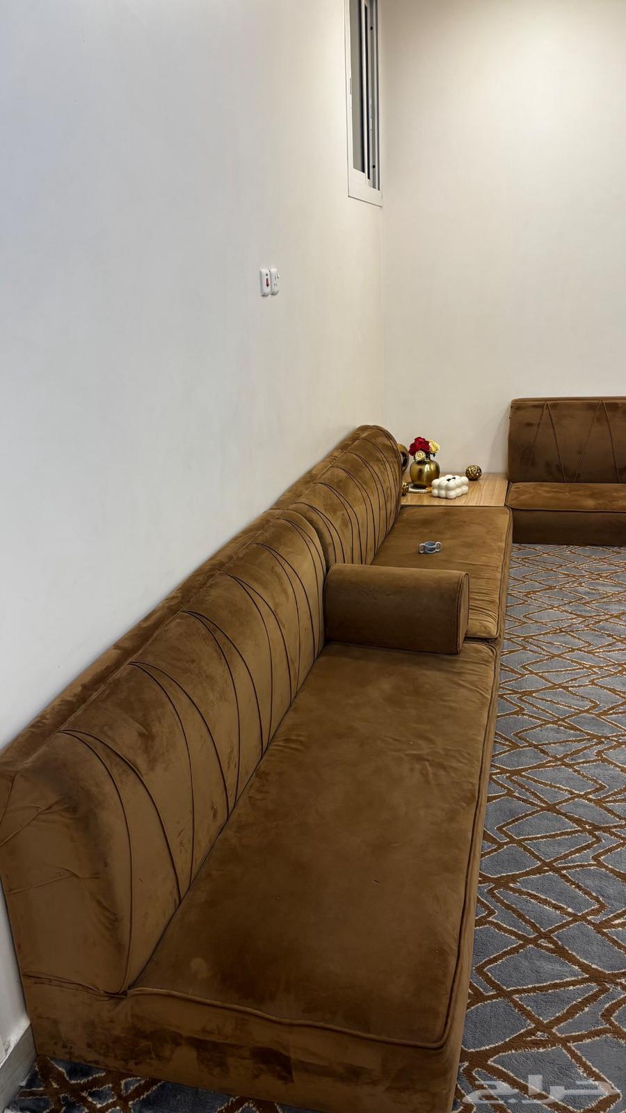 اثاث مستخدم للبيع64389210937474111