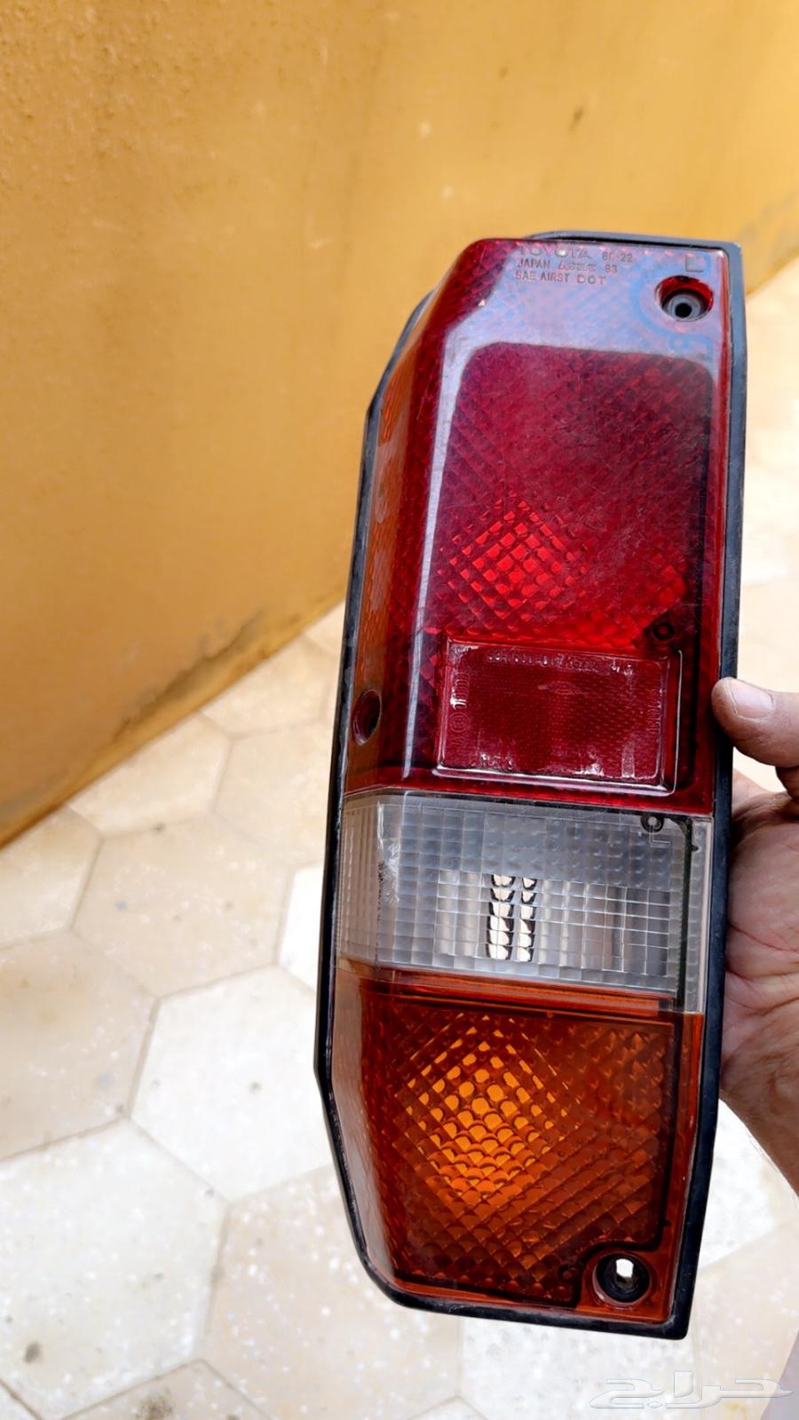 للبيع اسطبه جيب ربع خلفي يسار اصلي64534971402371111