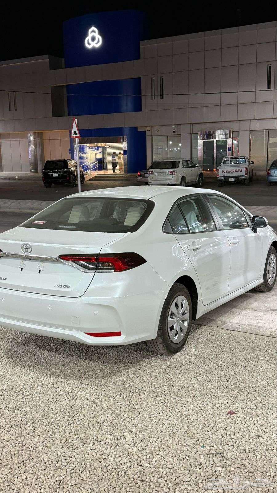 عرض خاص كورولا XLI 2.0 طيس بنزين 2025 بسعر 7700064535722937090113