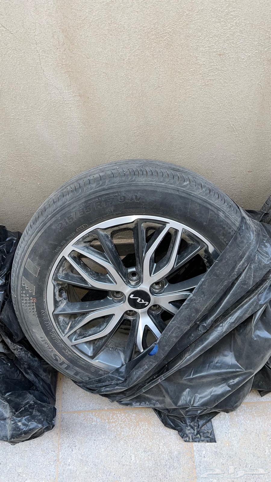 طقم جنوط وكالة K5 2023 (3 جنوط   وحدة جديدة) بالكفرات64536320973185112