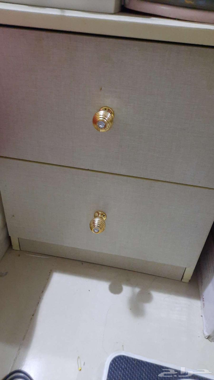 دولاب ملابس للبيع 400 ريال64390458067970111