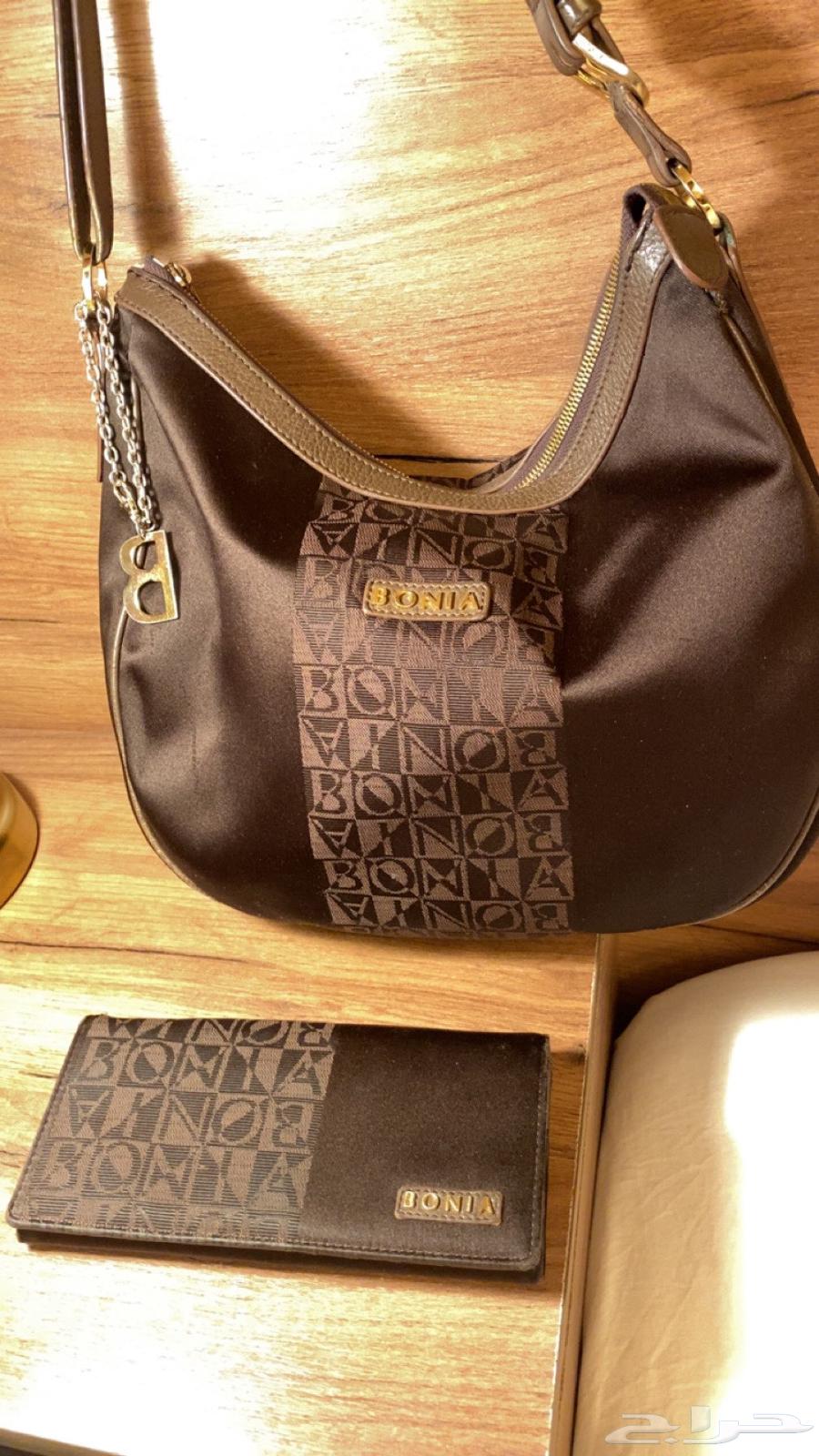 شنطه نسائيه64390623927682110