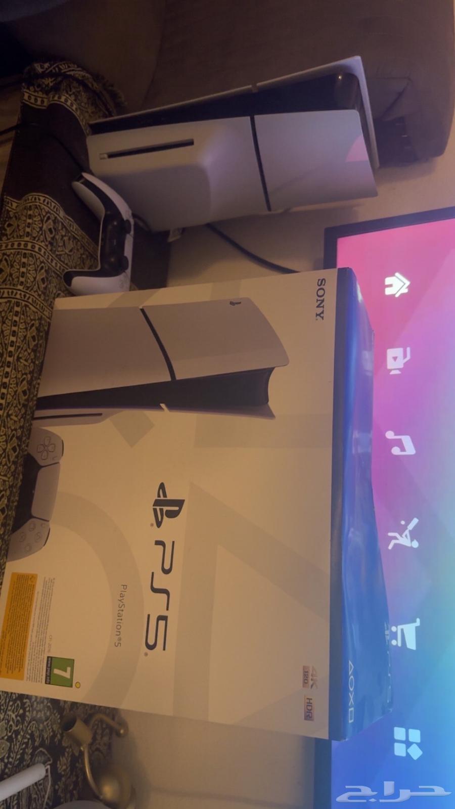 Sony 5, brother's new one with controller64391308353026110