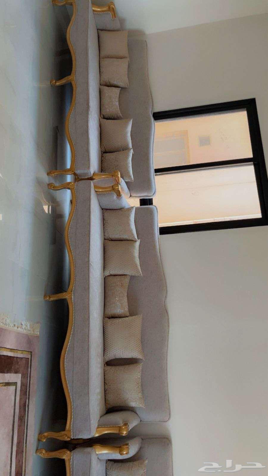 للبيع طاوله و طقم كنب مجالس خشب زان مصري64391341294849110