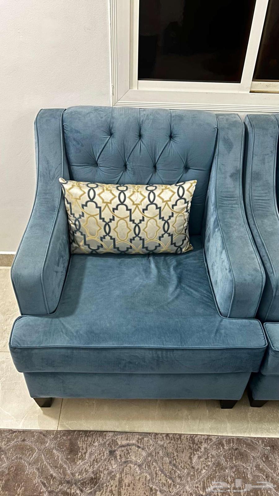 كنب نظيف يسع 14 شخص64391770750210110