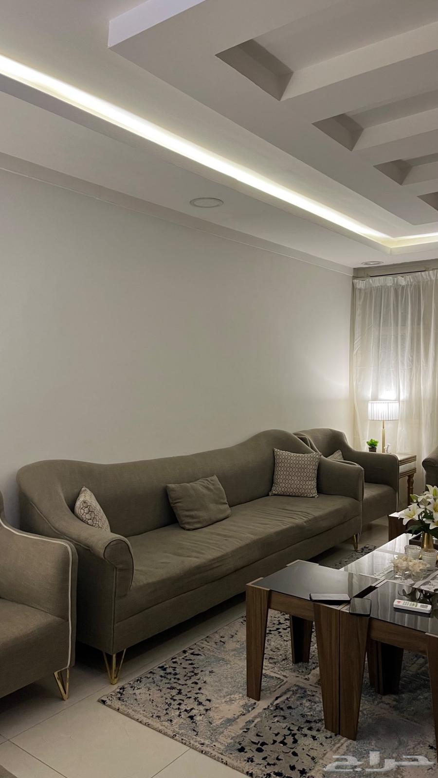 كنب للبيع خمس قطع64391811560323112