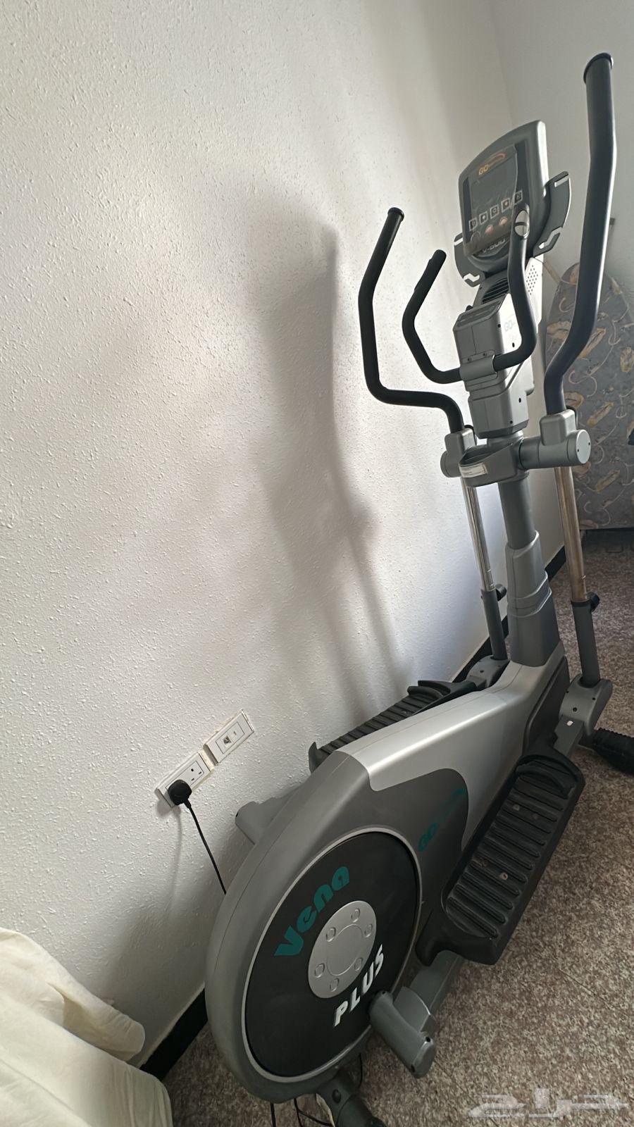 Exercise equipment64392128010113110