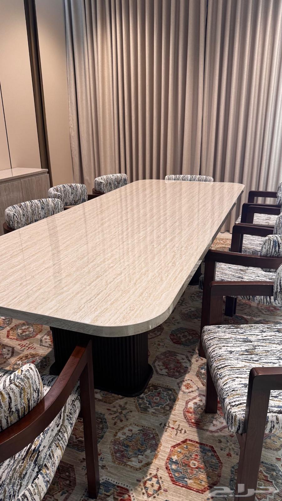 طاولة طعام للبيع64392142086145112