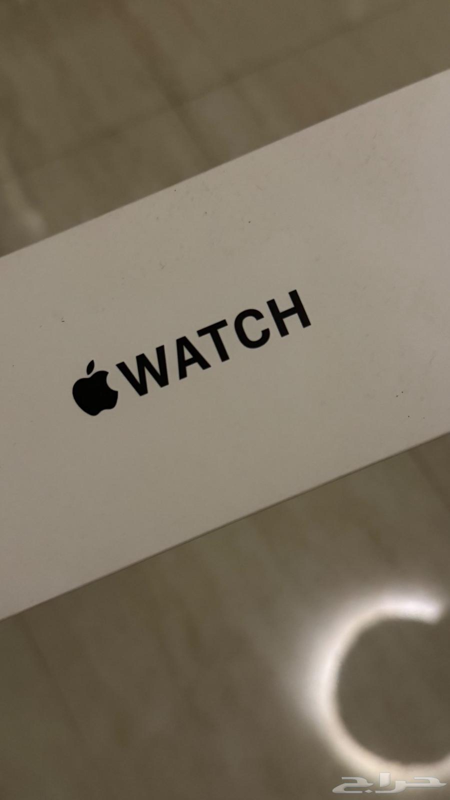 ساعة ابل حجم 40 مناسب للبنات ب600 ريال64398856117761110