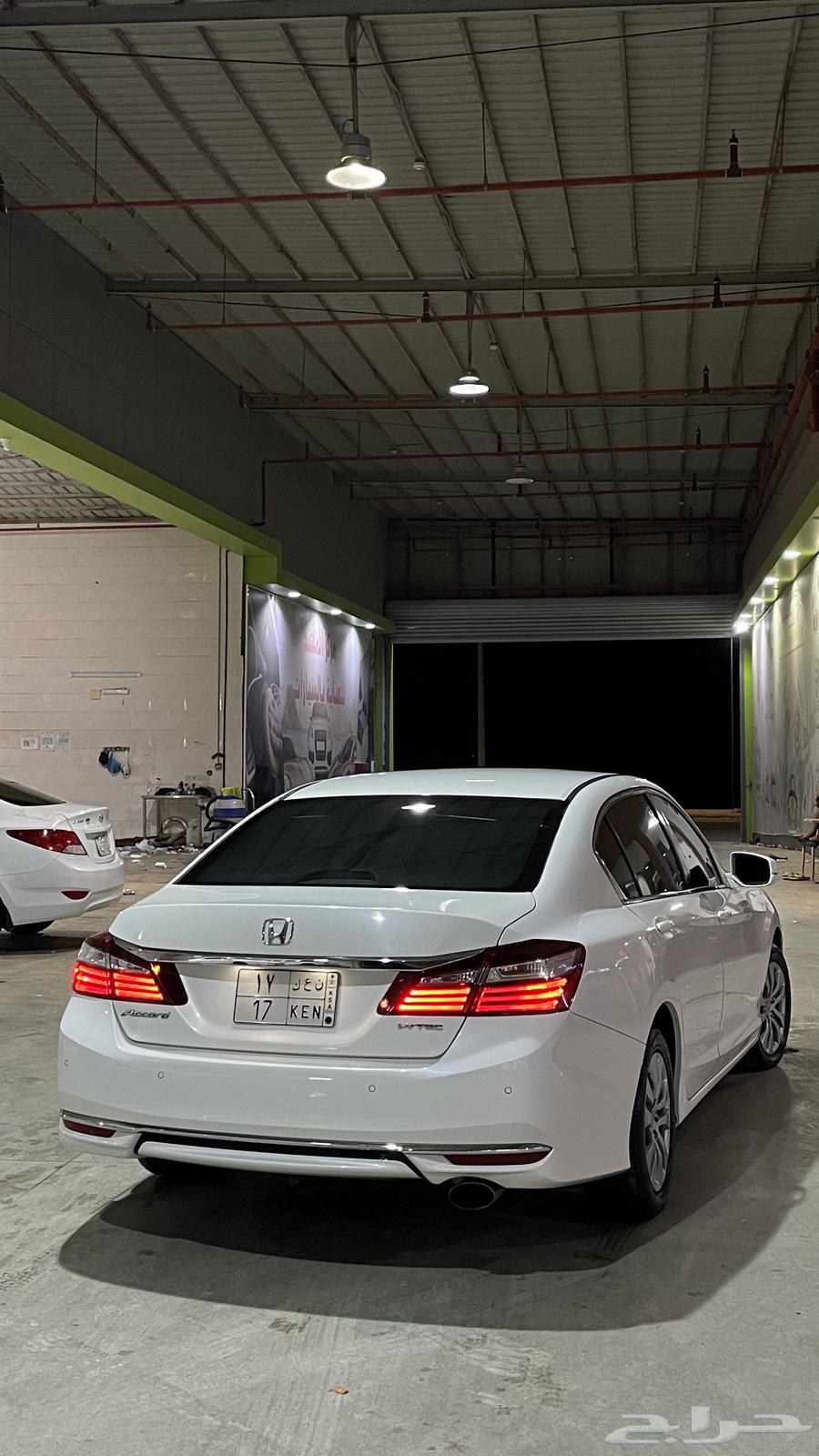 للبيع هوندا اكورد 2017 استاندر عليها لوحه مميزه 1764481318836353111