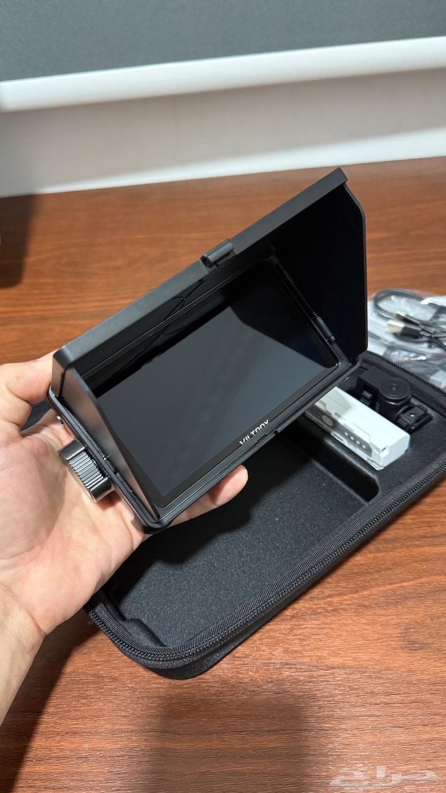 شاشة مونيتور للتصوير الفوتوغرافي64379674528769112