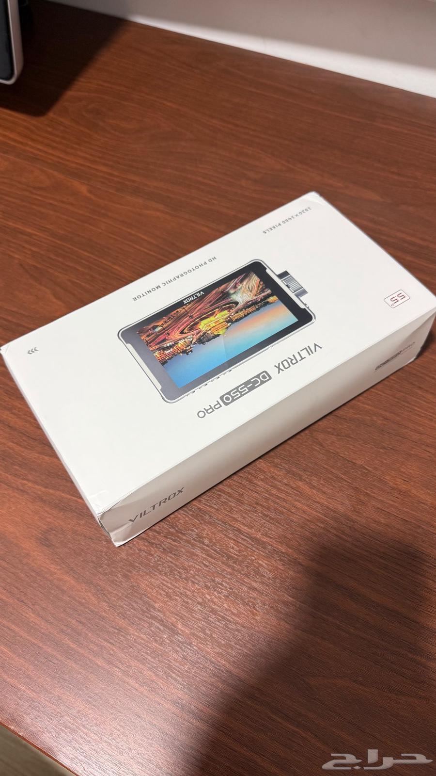 شاشة مونيتور للتصوير الفوتوغرافي64379674528769113