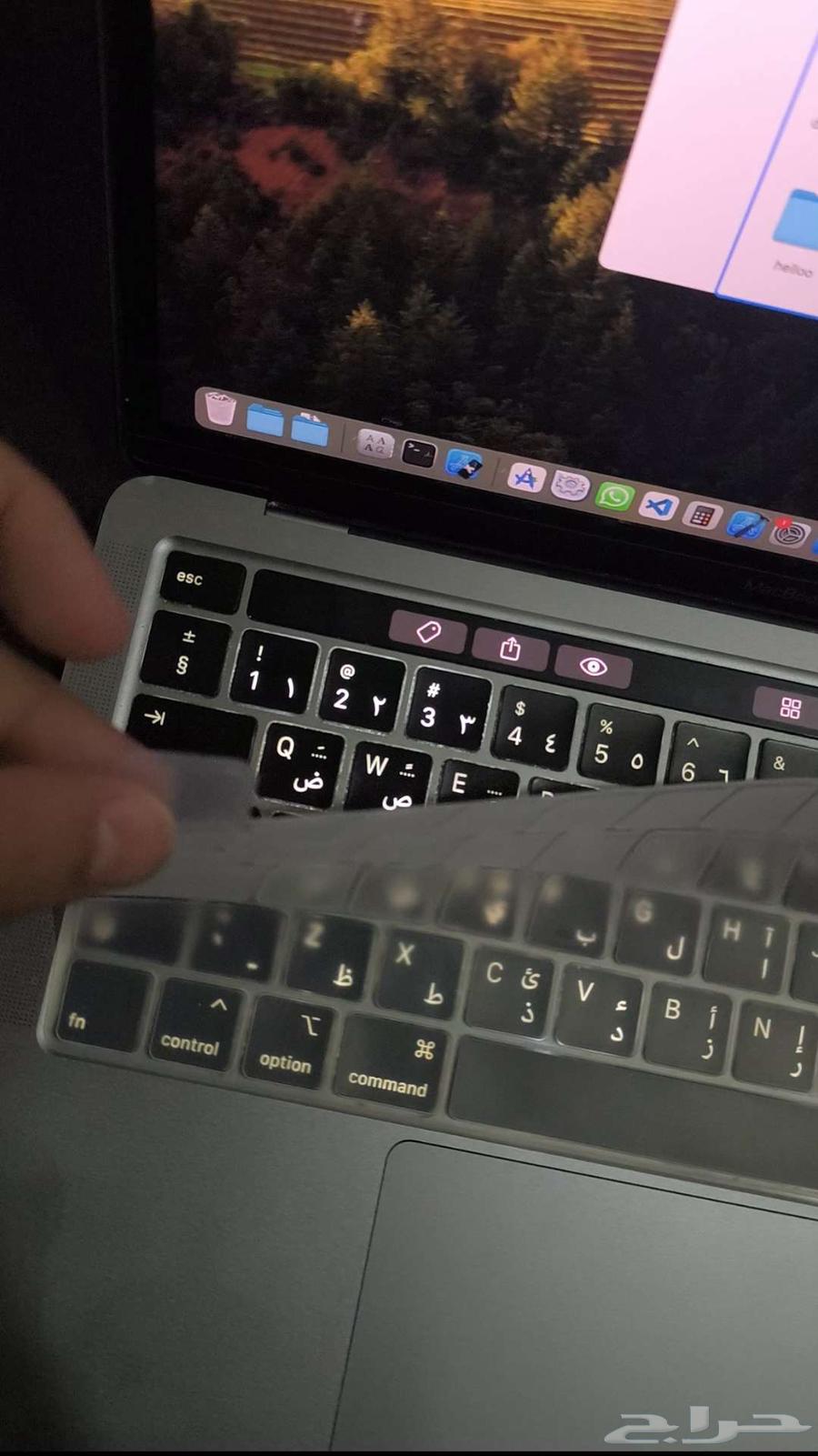 ماك بوك m2 512 جيجا تتش بار لمس في الكيبورد64384745175169112