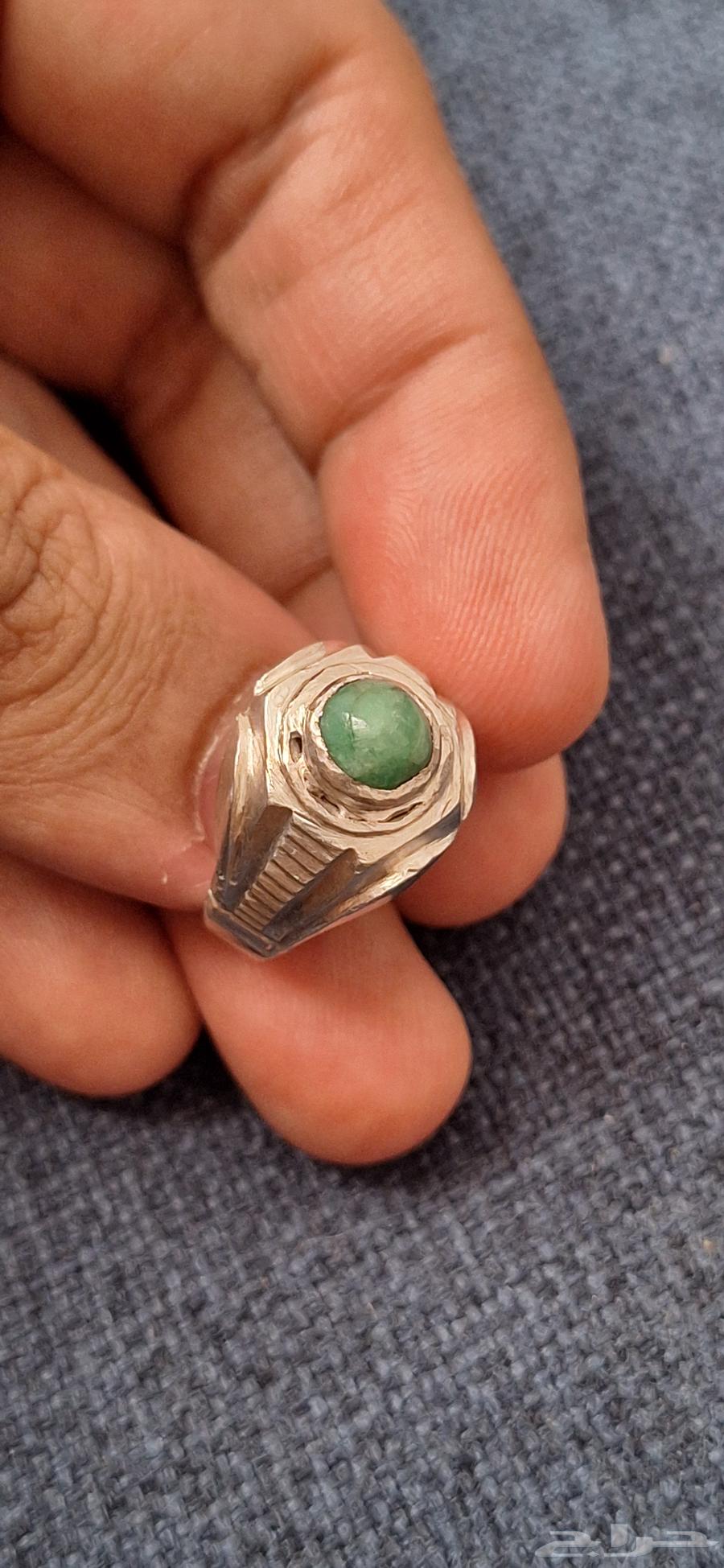 خواتم أثريه فضه زمرد طبيعي هندي64383802075138112