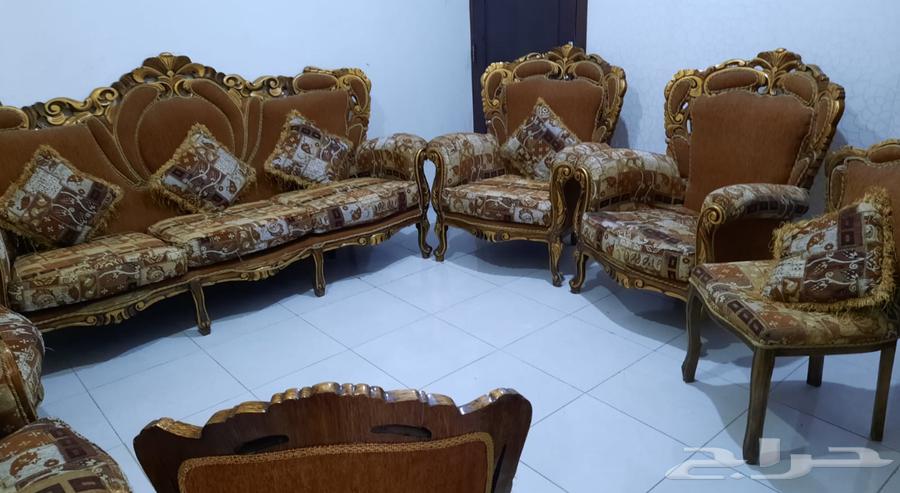 كنب ملكي نظيف64390843354883110