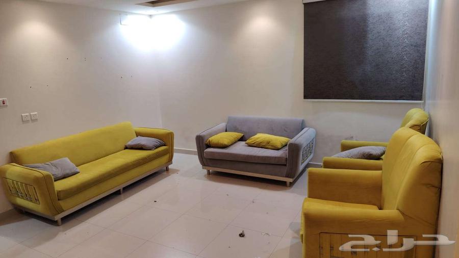 مجموعة اثاث متنوع للبيع بالشفاء حي بدر64383303065985112