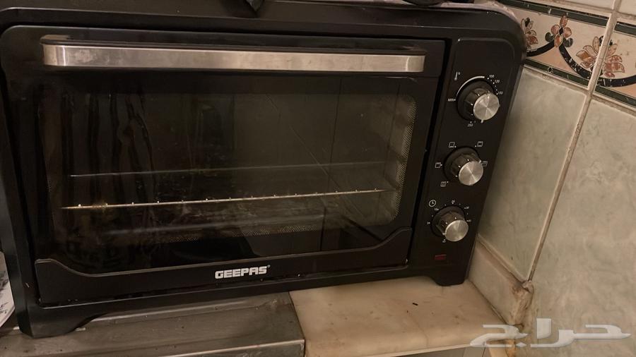 اخر الاغراض الفرن و الكنبه للبيع64385077447426110