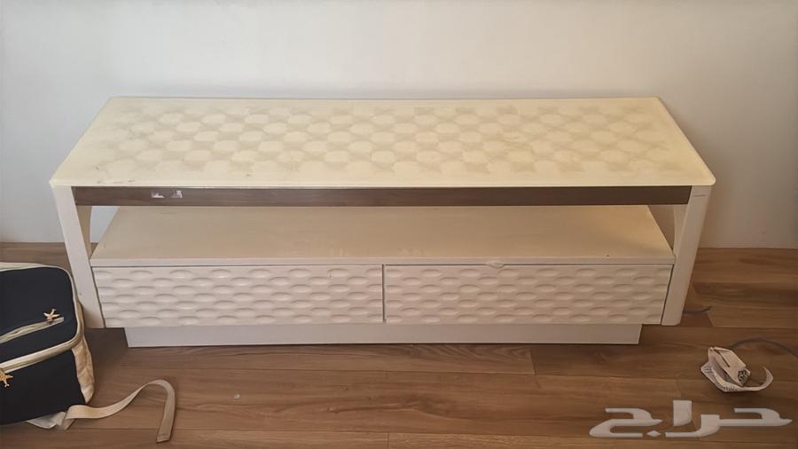 طاوله للبيع64388023724035110