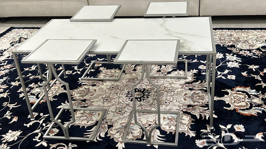 طاولة قهوه فضيه رخاميه مع 4 طاولات خدمه64392086878594110