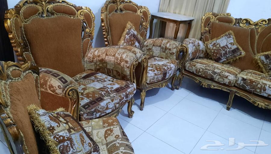 كنب ملكي نظيف64390843354883112