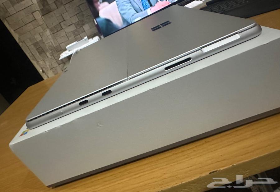 للبيع مايكروسوفت سيرفس pro8 اخو الجديد64389058899971111