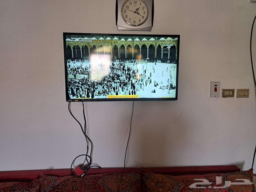 شاشة توشيبا 40 بوصة   ريسيفر64383122615555110