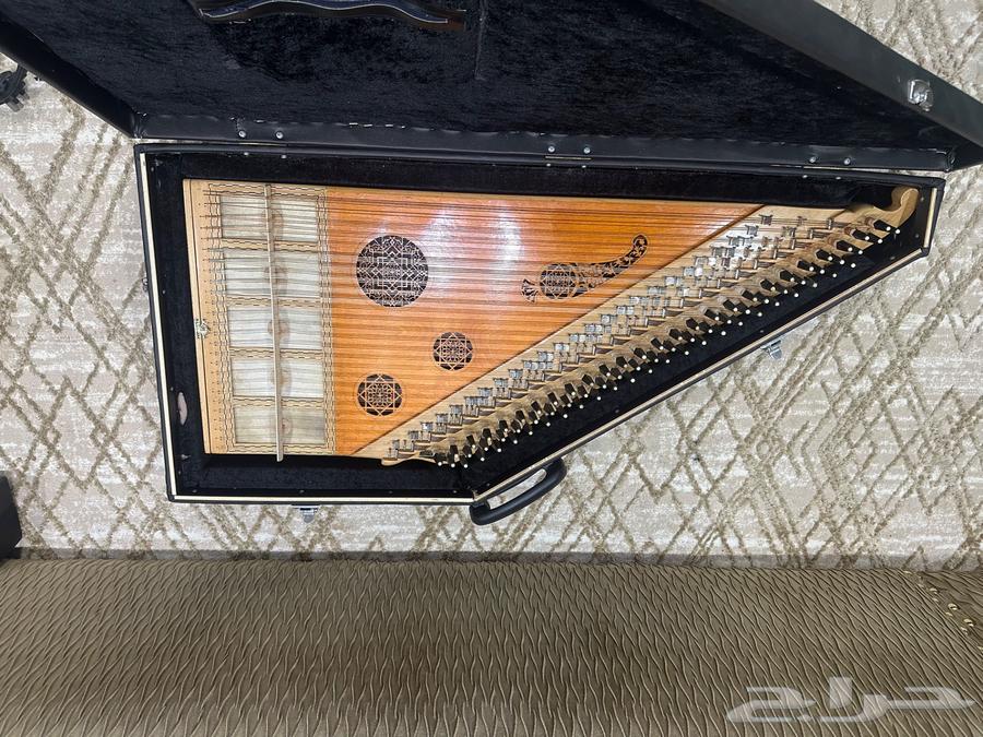 قانون للبيع64384479085826110