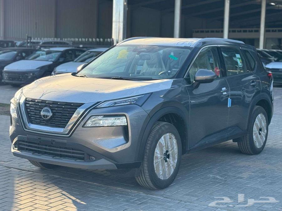 نيسان اكس تريل SV موديل 2025- 7 راكب دبل63618063080706111