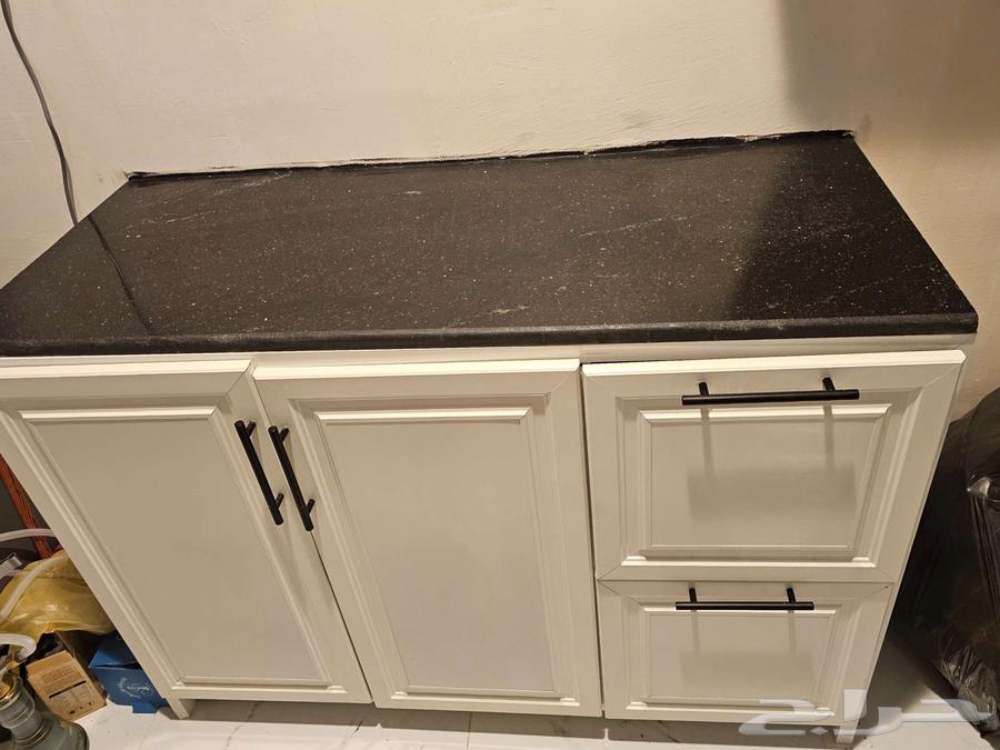 طاولة مطبخ رخام مستعملة64389516350338110